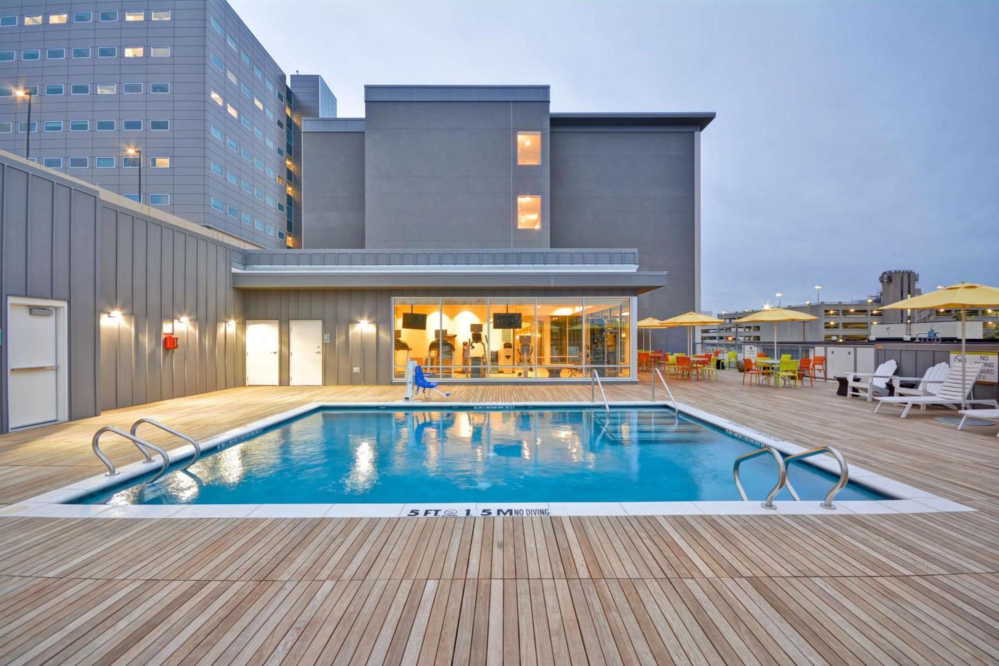 Home2 Suites By Hilton Dallas Downtown At Baylor Scott & White Екстер'єр фото
